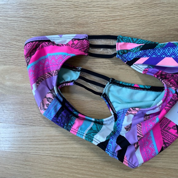 OP 2 Piece Colorful Swim Suit (Bottoms Size Medium, Top Size XL) - Picture 7 of 12